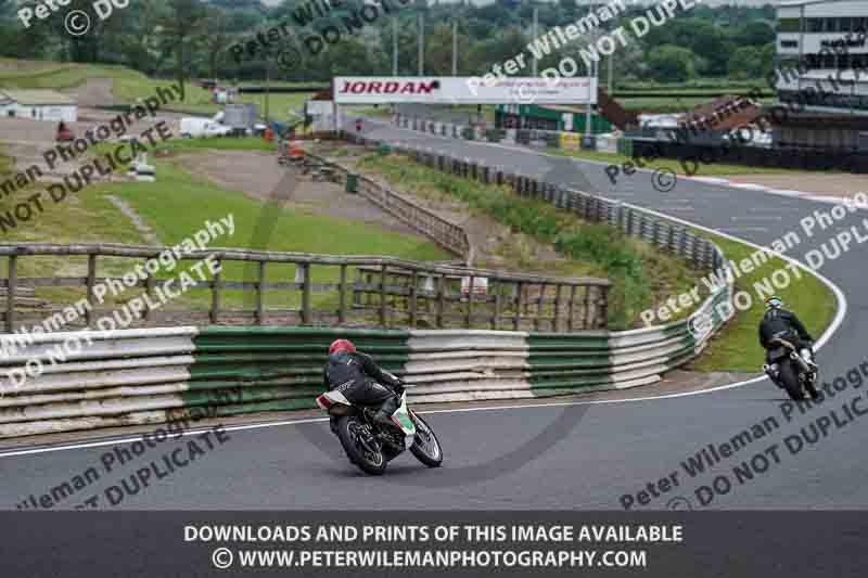 enduro digital images;event digital images;eventdigitalimages;mallory park;mallory park photographs;mallory park trackday;mallory park trackday photographs;no limits trackdays;peter wileman photography;racing digital images;trackday digital images;trackday photos